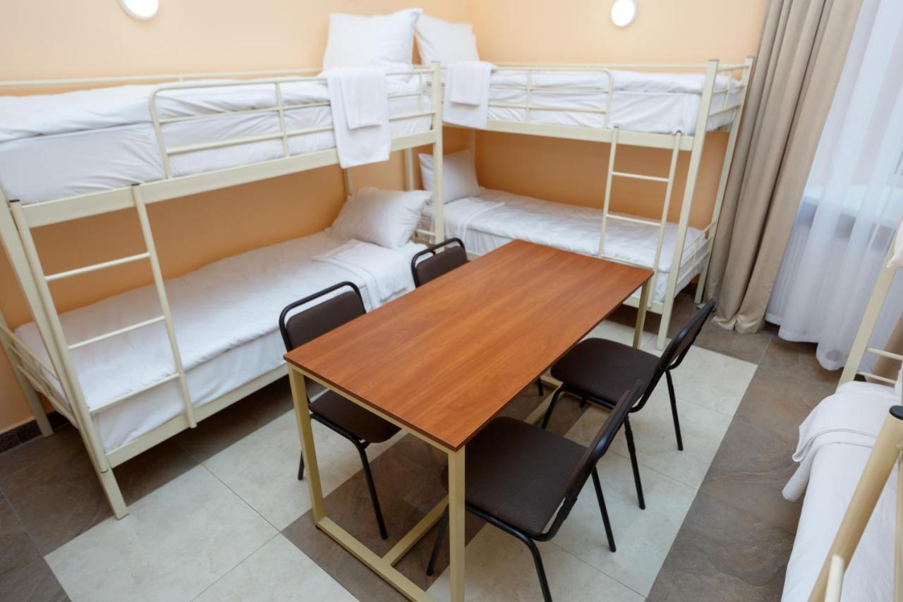 Hostel Suputnyk Leopoli Esterno foto